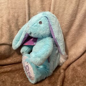 ⭐️ NWT bunny with year (2022) !